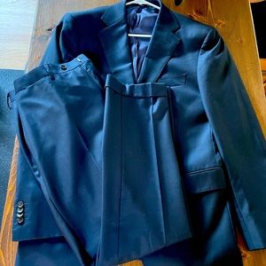 Suit Supply Men’s Navy Suit